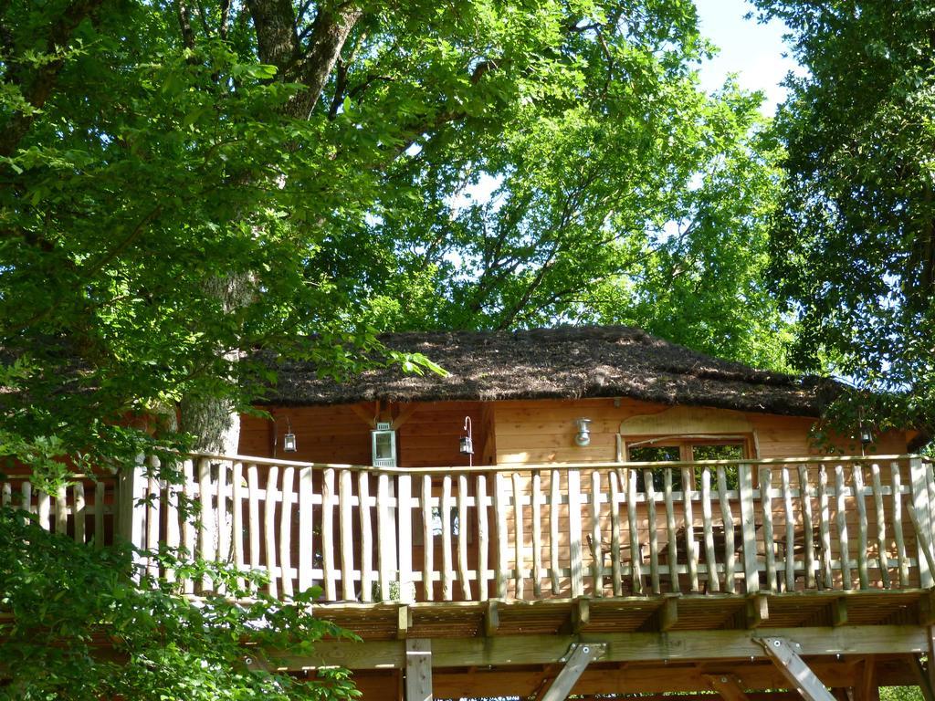 Les Cabanes De Chanteclair Chalais  Kamer foto